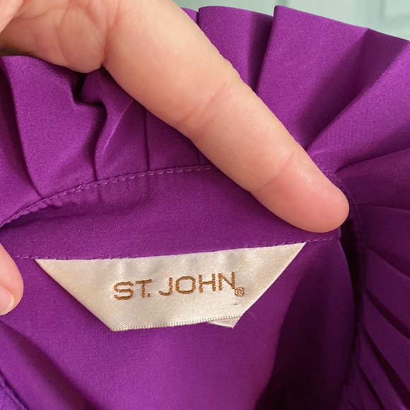 ST. JOHN royal purple high neck blouse with covered buttons & ruffle detail - Picture 8 of 12